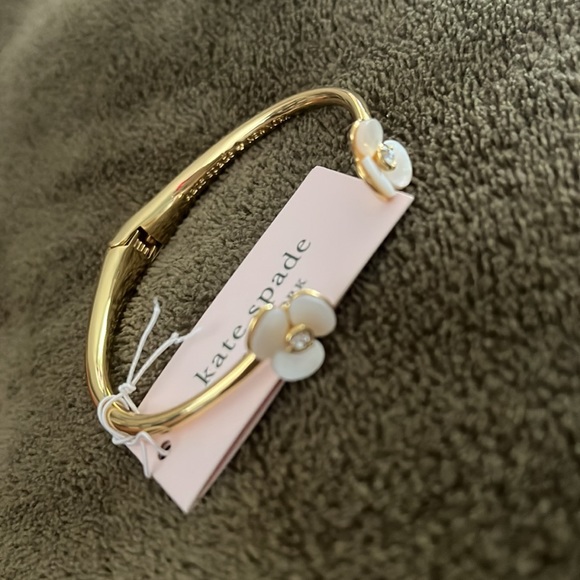 Kate Spade Size U Cuff Bracelet - Picture 4 of 5